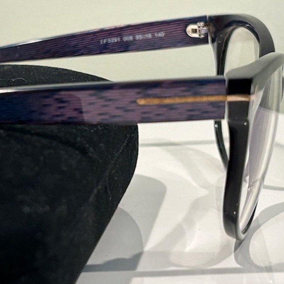 Tom Ford Cat Eye Glasses for Prescription Lenses - Previously Owned - Picture 2 of 8